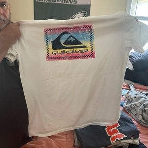 Quiksilver 2xl white tee